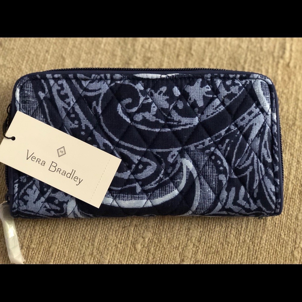 NWT Vera Bradley RFID Georgia Wallet